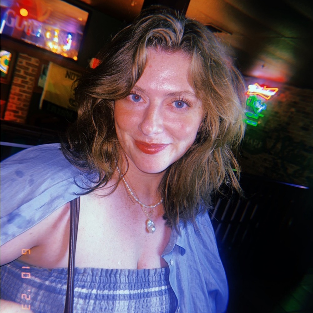 Meet your Posher, Emilee